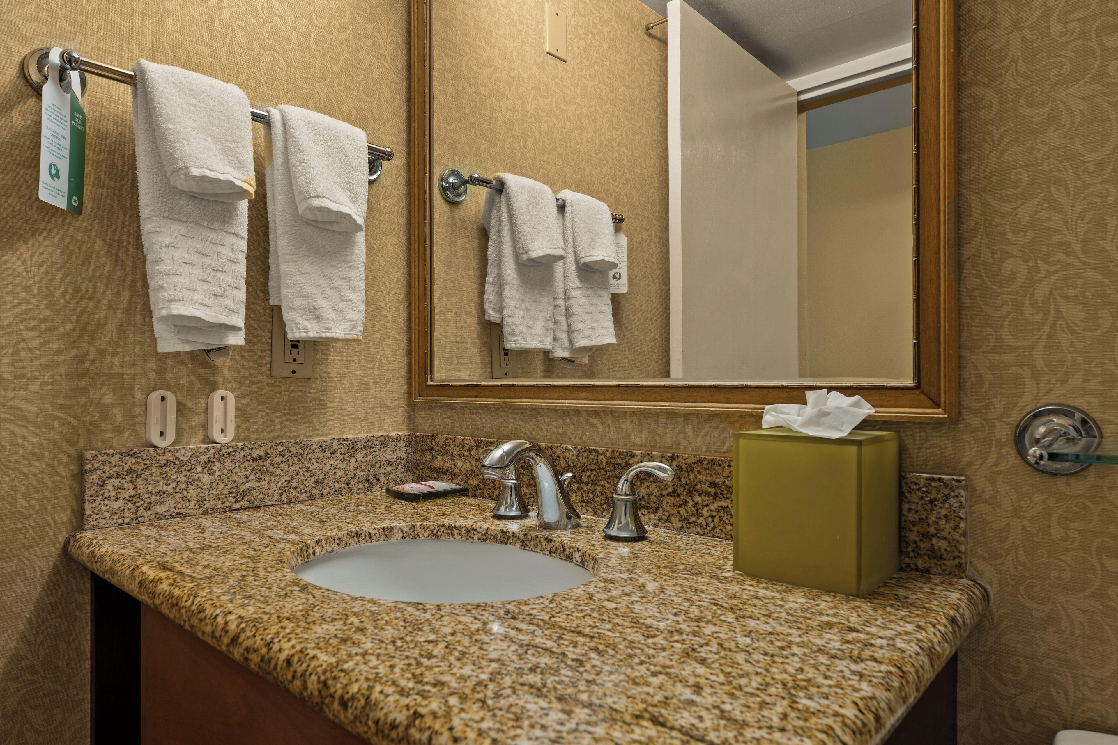 Chambre Double avec 2 Lits Doubles - Non-Fumeurs