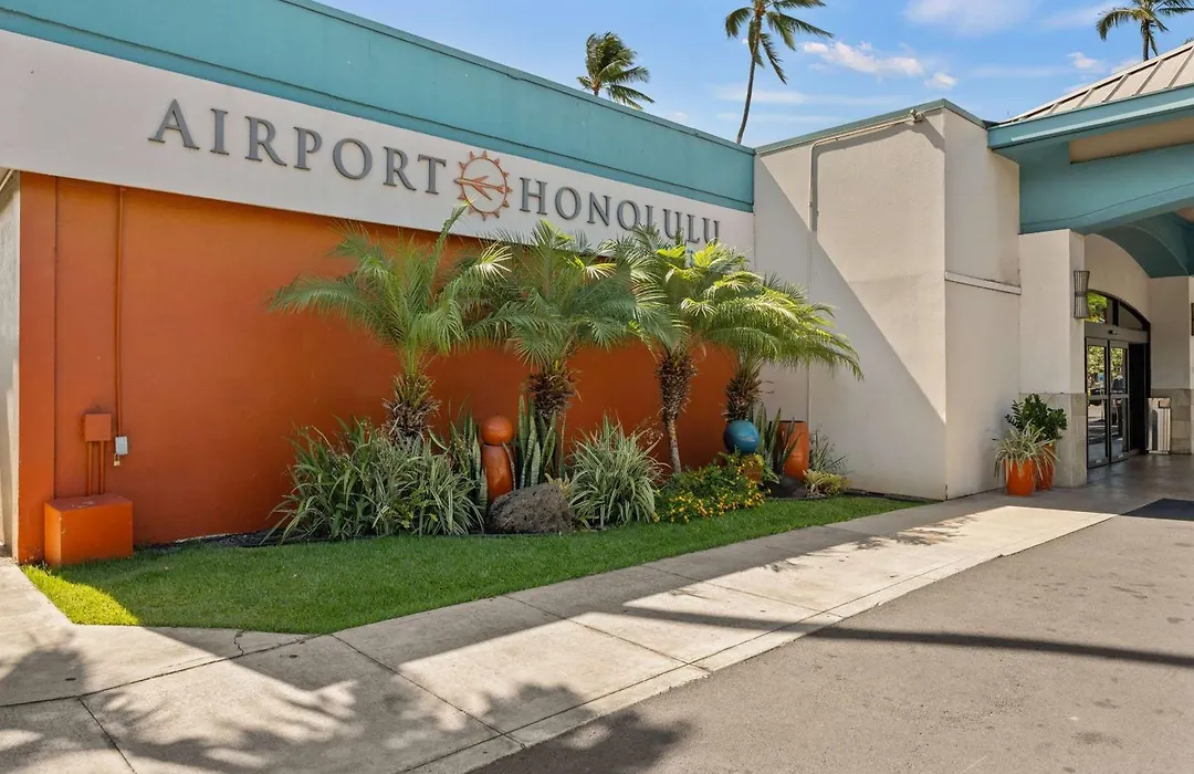 Airport Honolulu Hotel, Trademark Collection By Wyndham-1